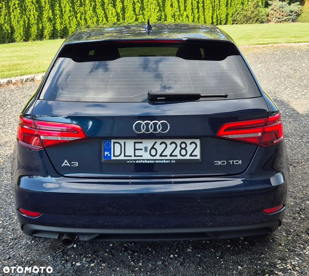 Audi A3 Sportback 1.6 TDI S tronic design - 3