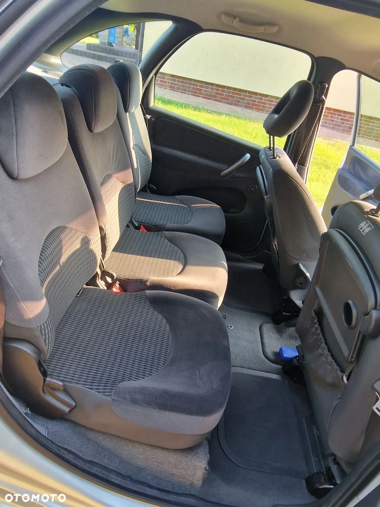 Citroën Xsara 1.6 16V Confort - 19