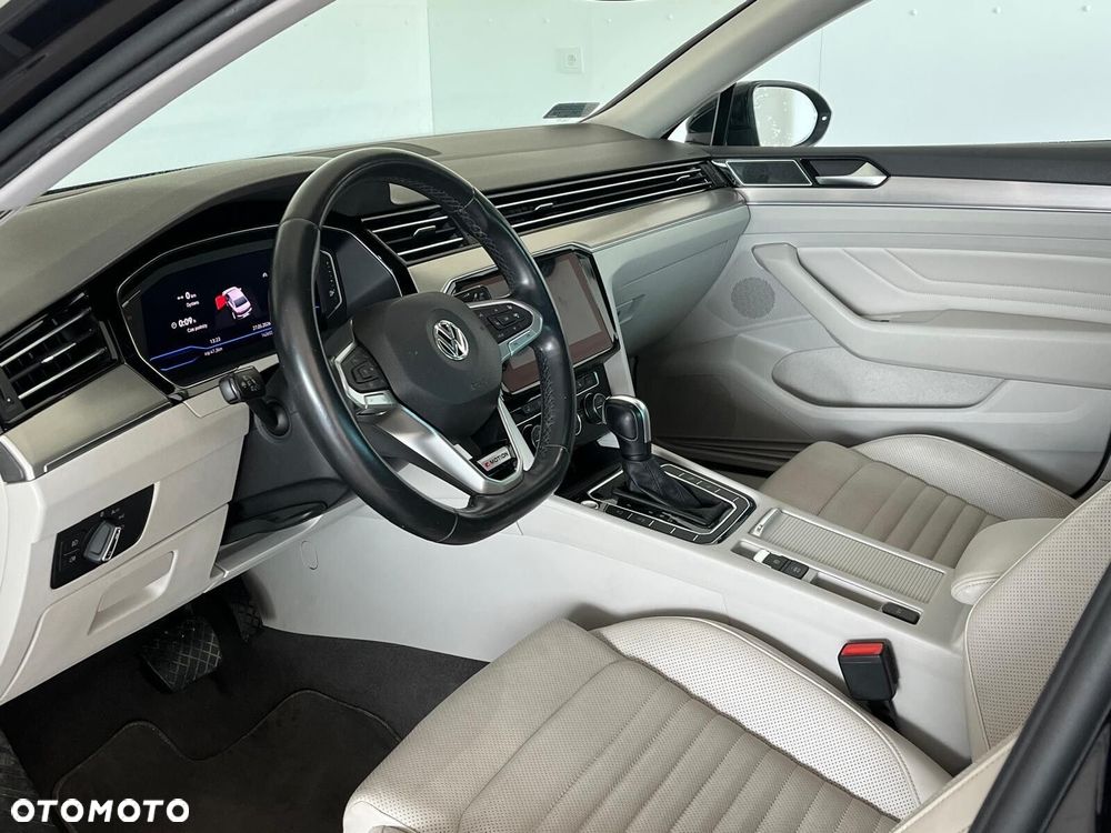 Volkswagen Passat 2.0 TSI 4Mot Elegance DSG - 22