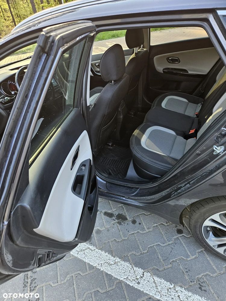 Kia Ceed 1.6 GDI L Business Line - 12