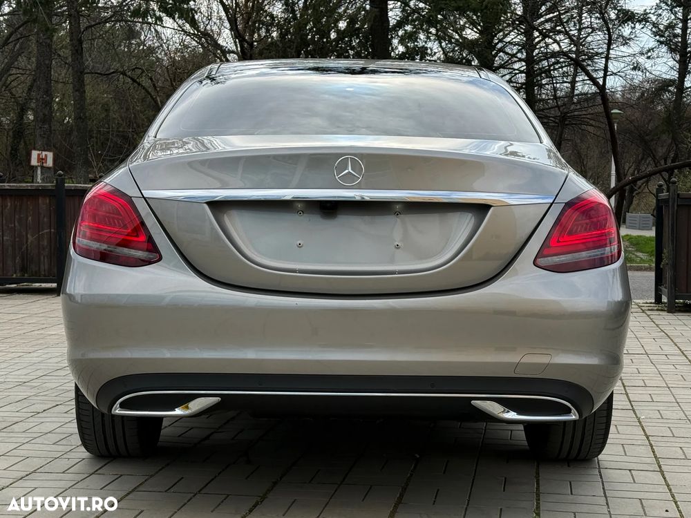 Mercedes-Benz C 200 d - 11