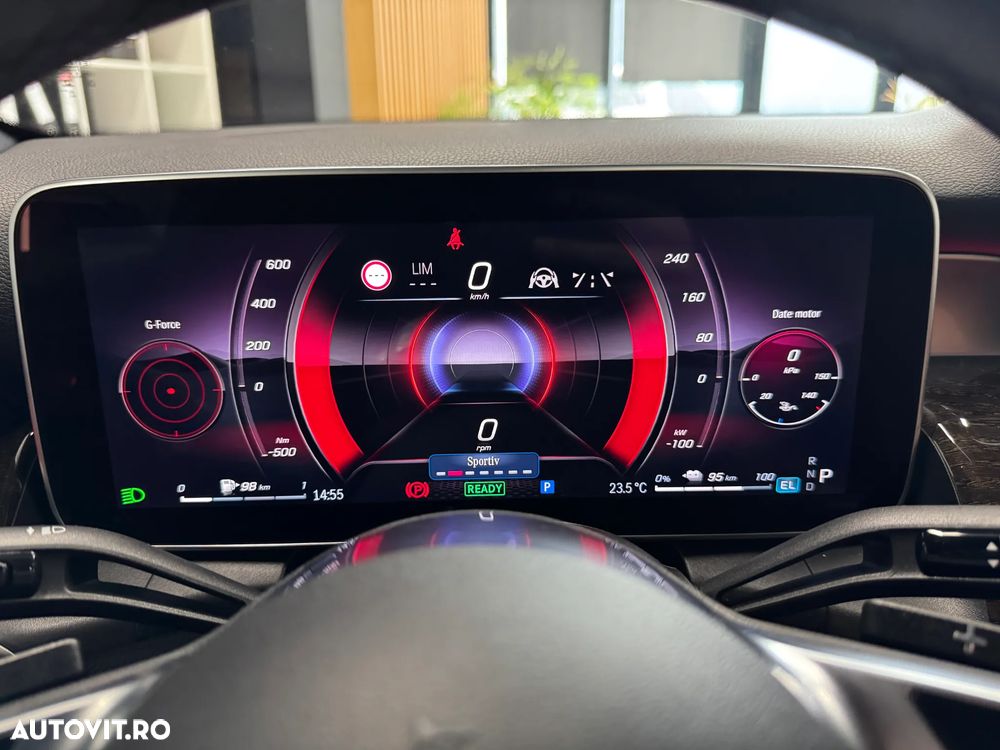 Mercedes-Benz GLC 300 e 4Matic 9G-TRONIC Avantgarde Advanced - 16