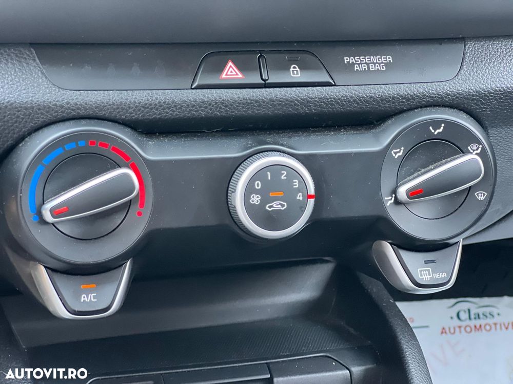 Kia Stonic 1.4 GSL 6AT Urban - 19