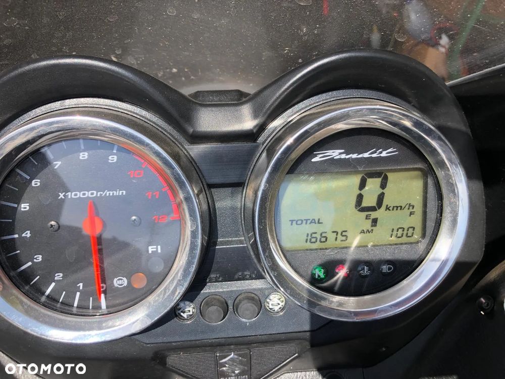 Suzuki Bandit - 13