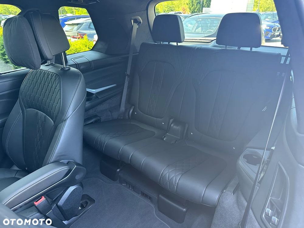 BMW X7 M60i xDrive mHEV sport - 24