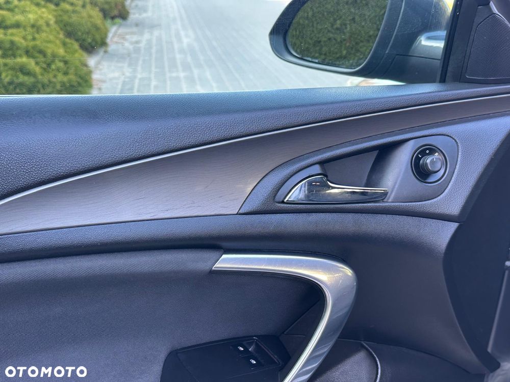 Opel Insignia 1.6 Design Edition - 10