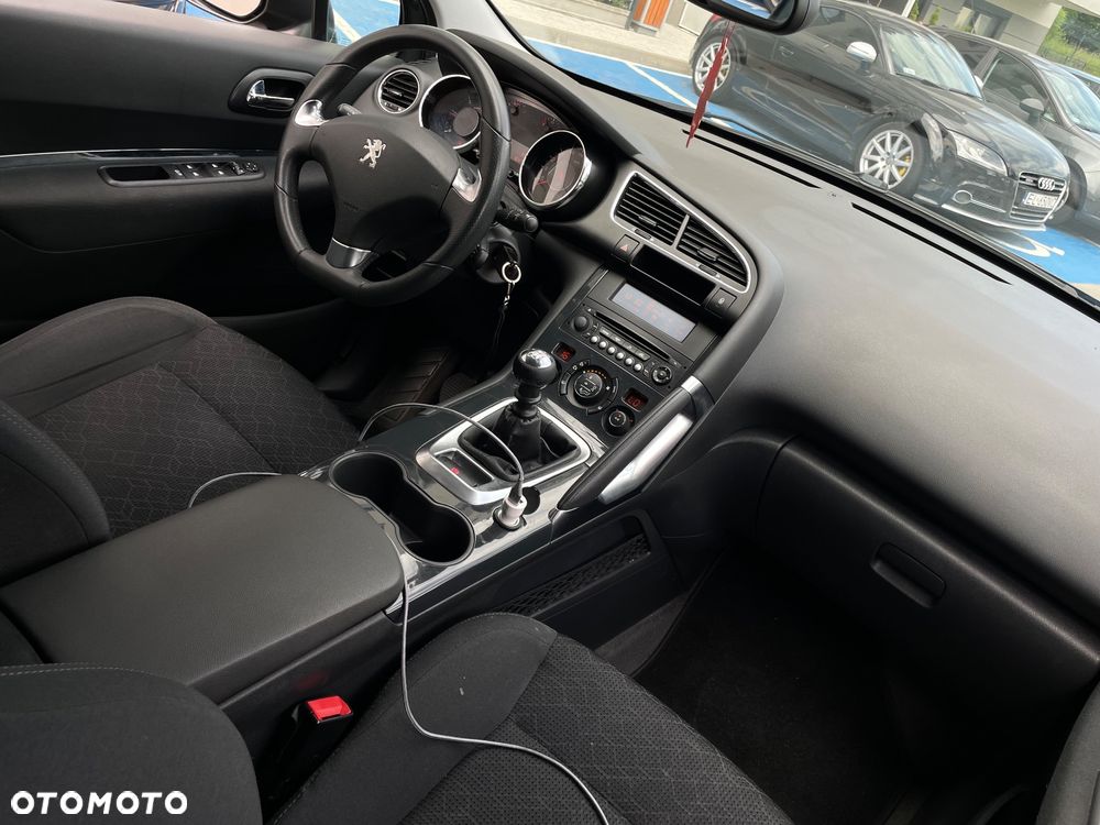 Peugeot 3008 1.6 HDi Access - 26
