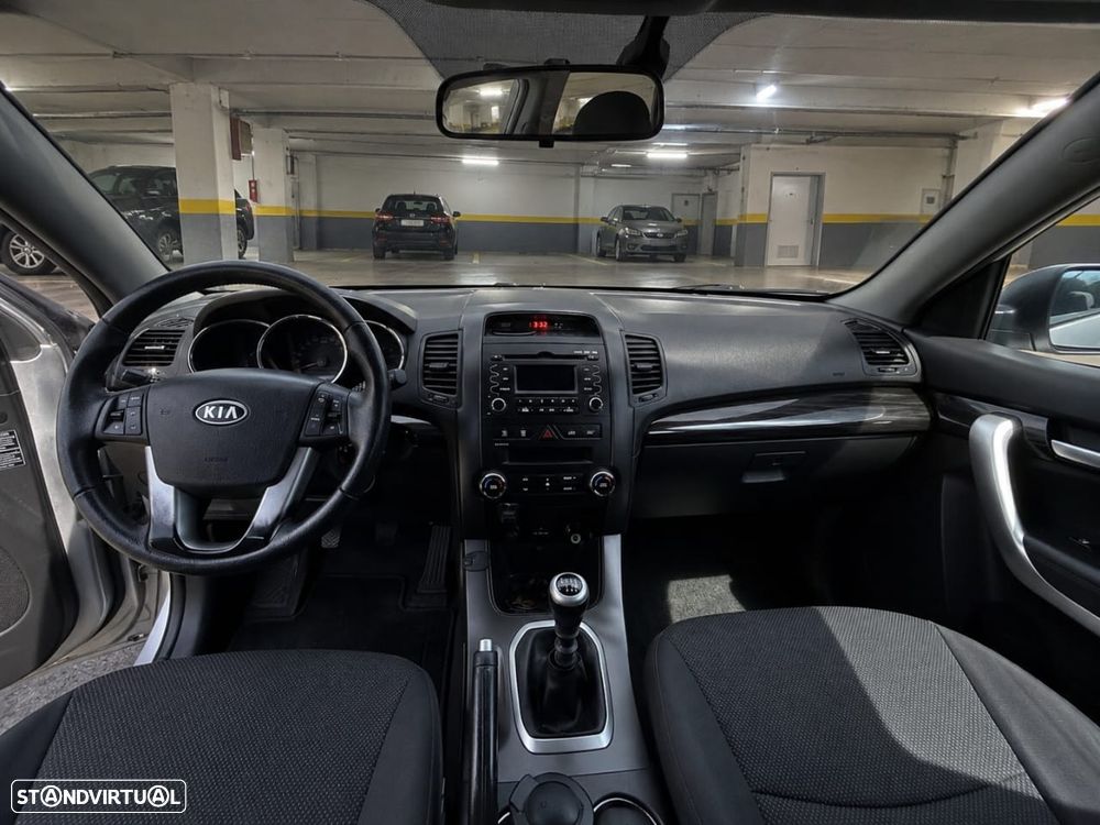 Kia Sorento - 5