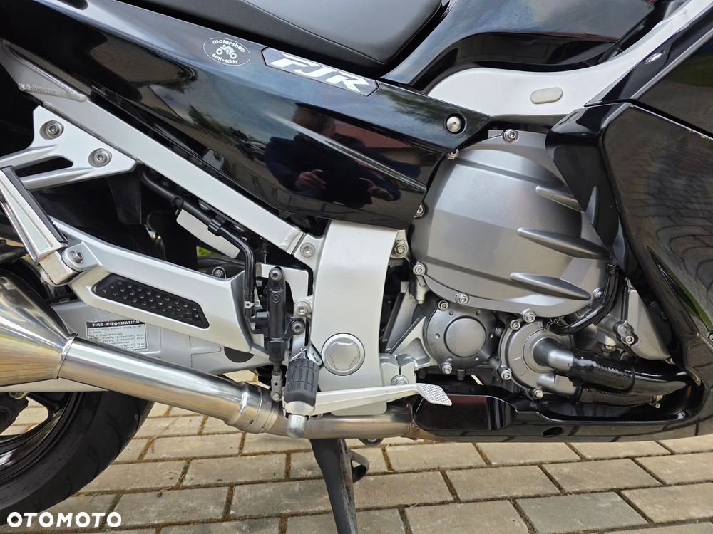 Yamaha FJR - 12