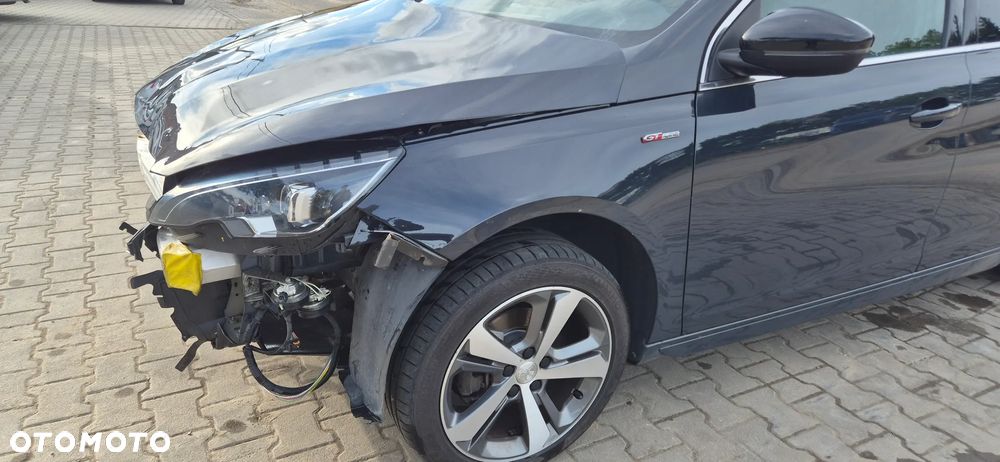 Peugeot 308 1.2 PureTech GPF GT Pack S&S - 6