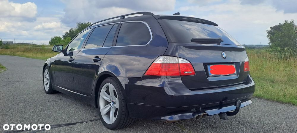 BMW Seria 5 530d Touring Edition Sport - 2