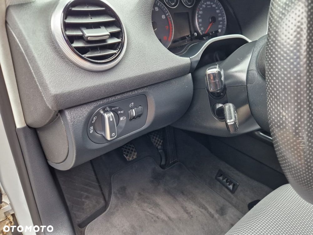 Audi A3 Sportback - 15