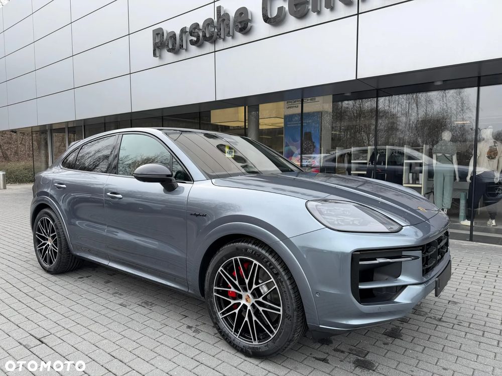 Porsche Cayenne S E-Hybrid PHEV Black Edition - 12