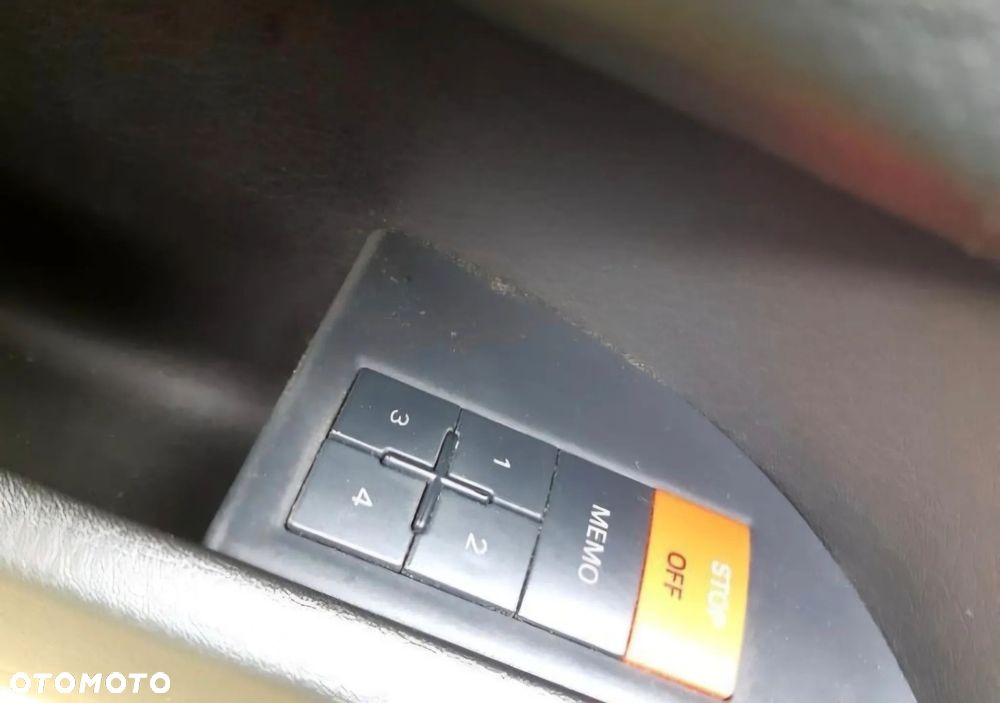 Audi A4 Avant 3.2 FSI Quattro Tiptr - 11