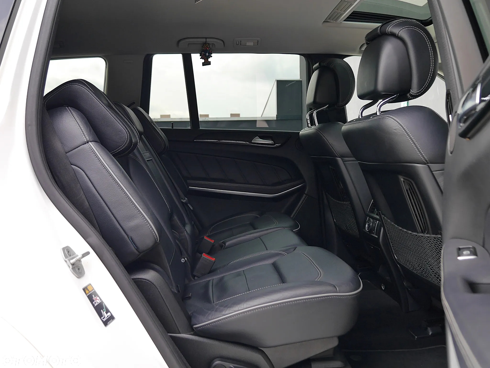 Mercedes-Benz GL 500 4-Matic - 26