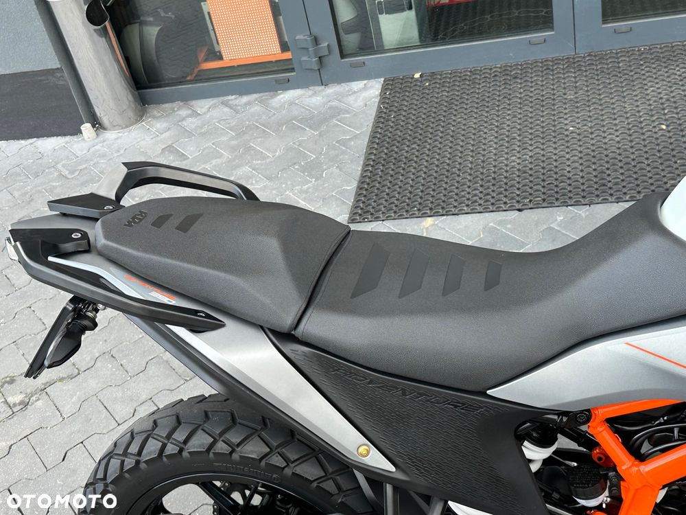 KTM Adventure - 13