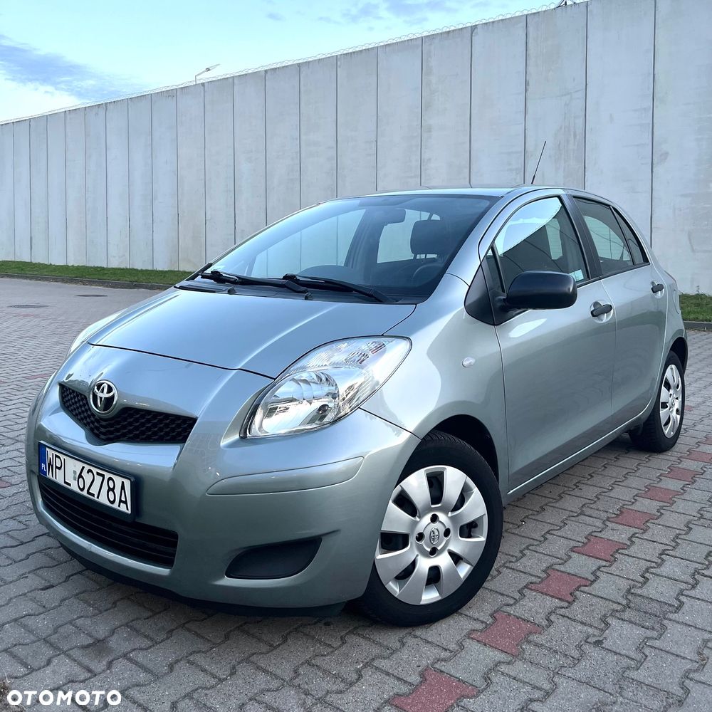 Toyota Yaris 1.33 Luna - 1