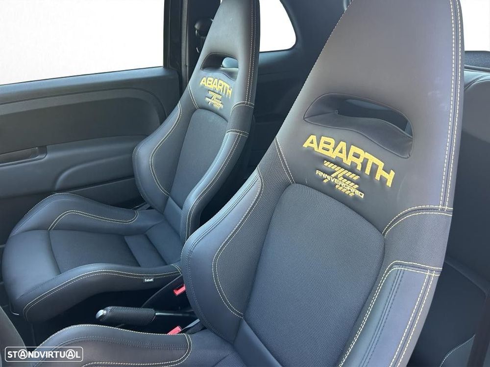 Abarth 695 - 12