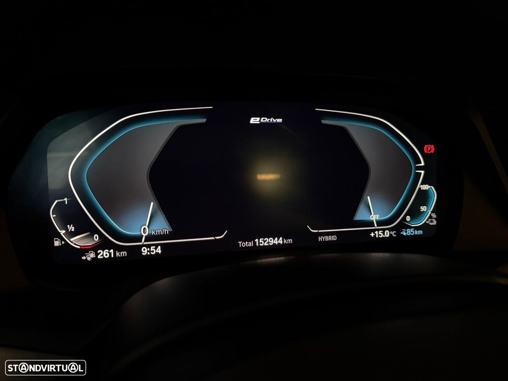 BMW X5 45 e xDrive Pack M - 30