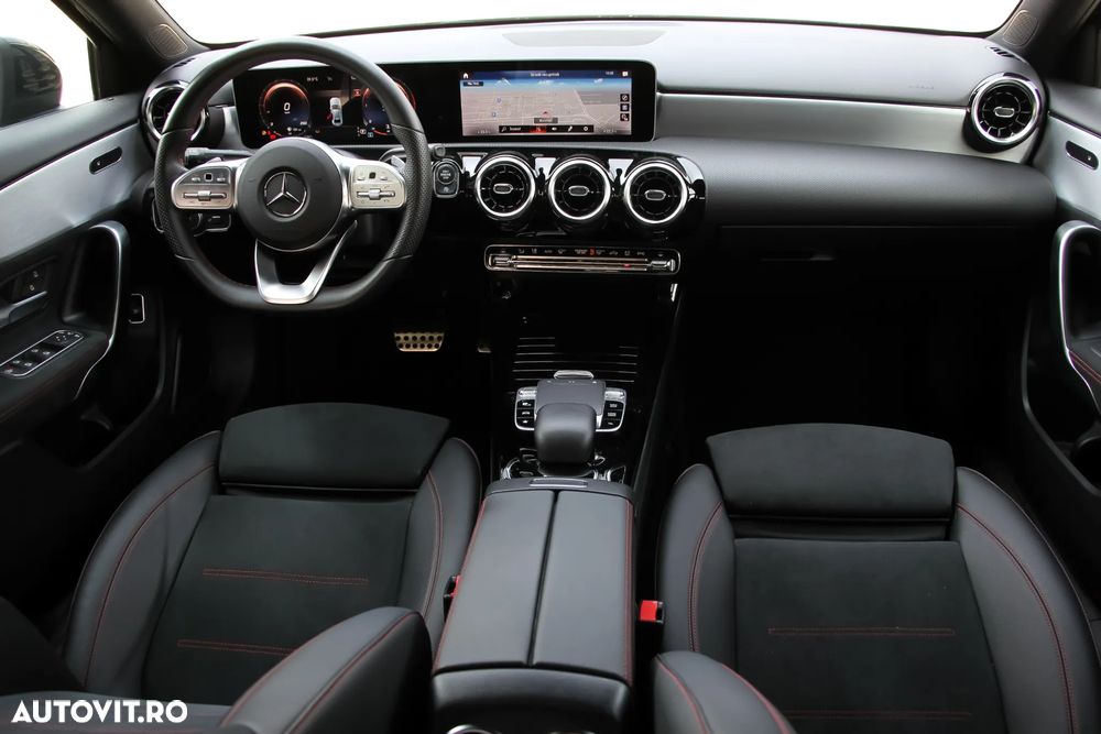 Mercedes-Benz A 180 d 7G-DCT AMG Line - 14