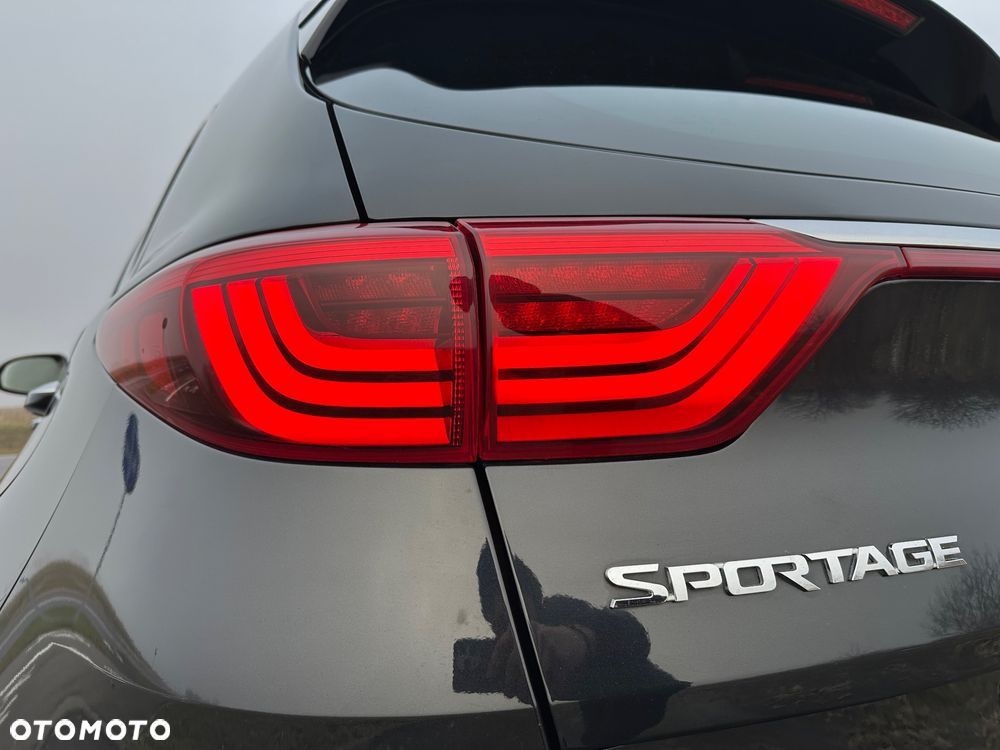 Kia Sportage 2.0 CRDI 4WD Spirit - 31