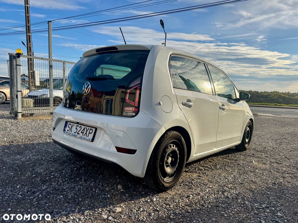 Volkswagen Up