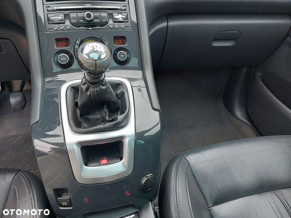 Peugeot 5008 - 23