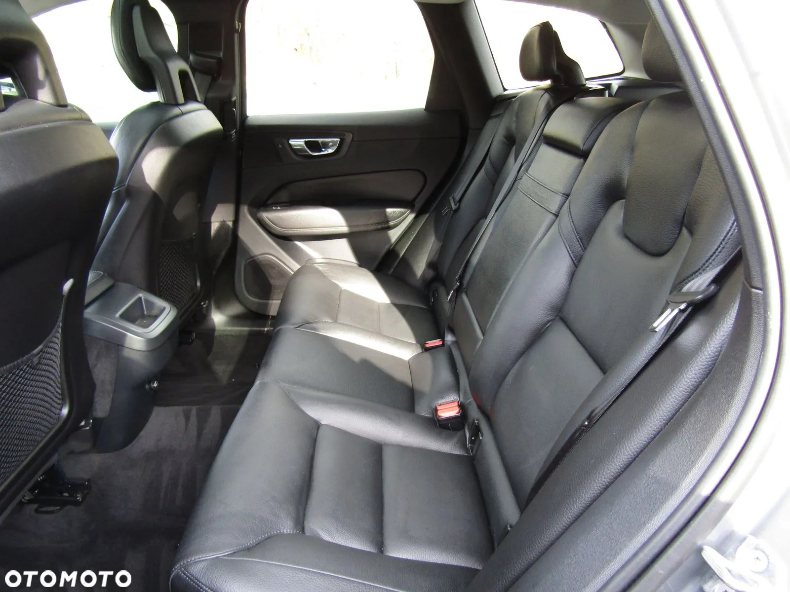 Volvo XC 60 T5 AWD Geartronic Momentum - 12