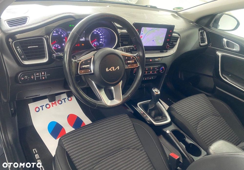 Kia Ceed - 7