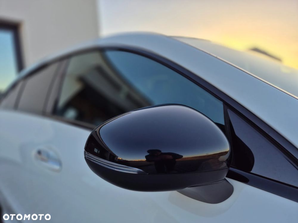 Mercedes-Benz CLA 200 Edition 1 7G-DCT - 11