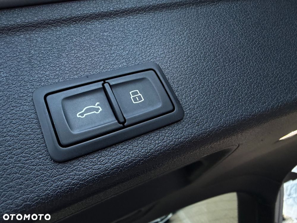 Audi A4 Avant 2.0 TDI DPF S line Sportpaket - 41