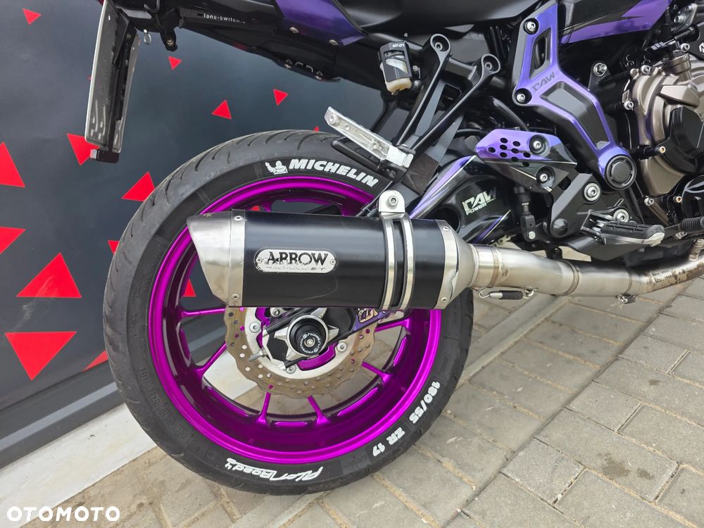 Yamaha MT - 24
