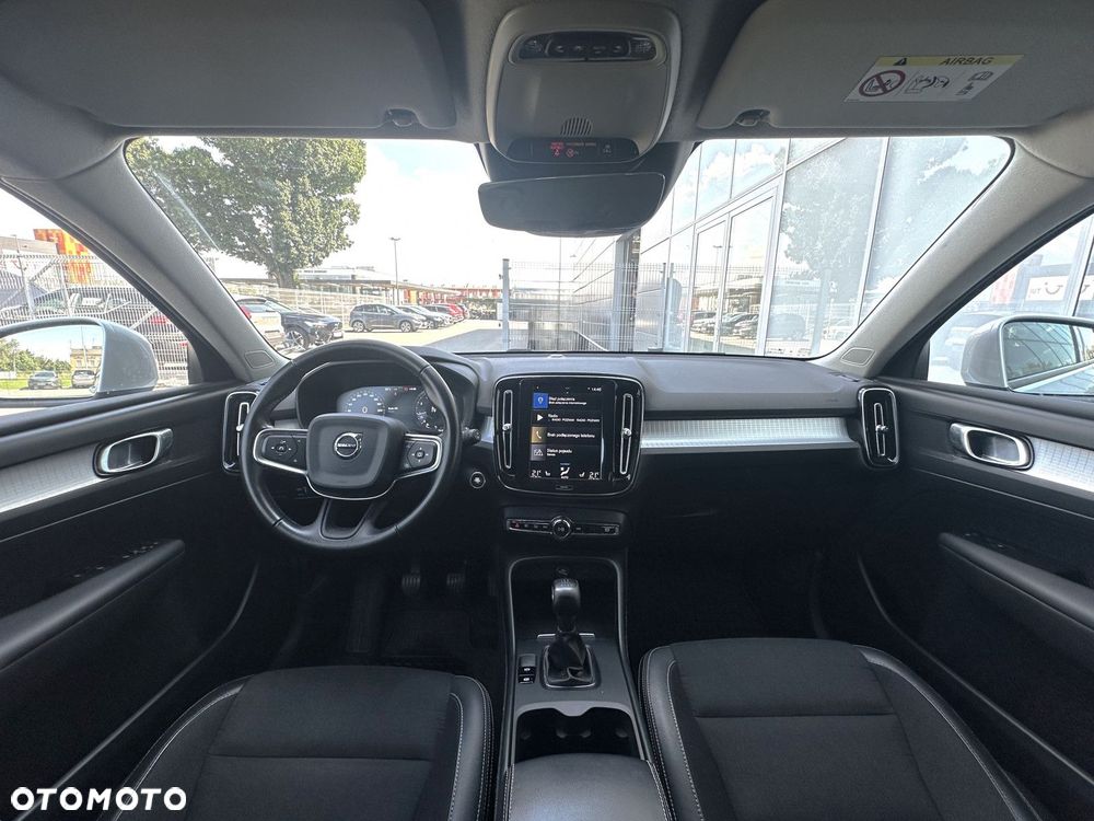 Volvo XC 40 - 23