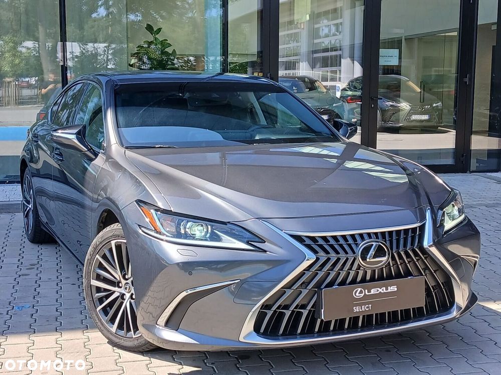 Lexus ES 300h Business Edition - 9