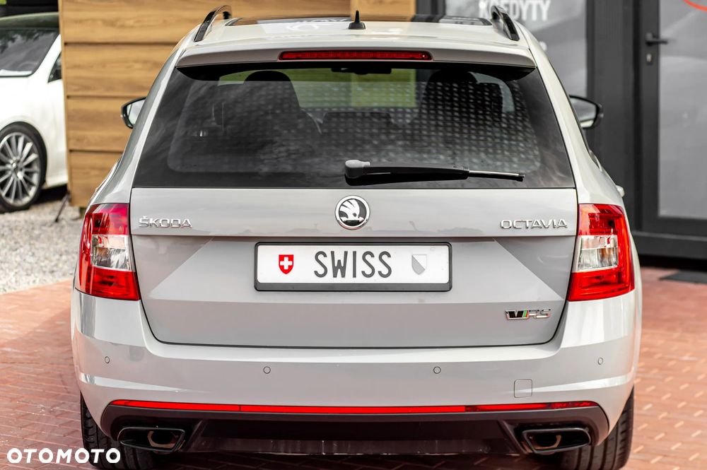 Skoda Octavia 2.0 TSI DSG RS 230 - 12