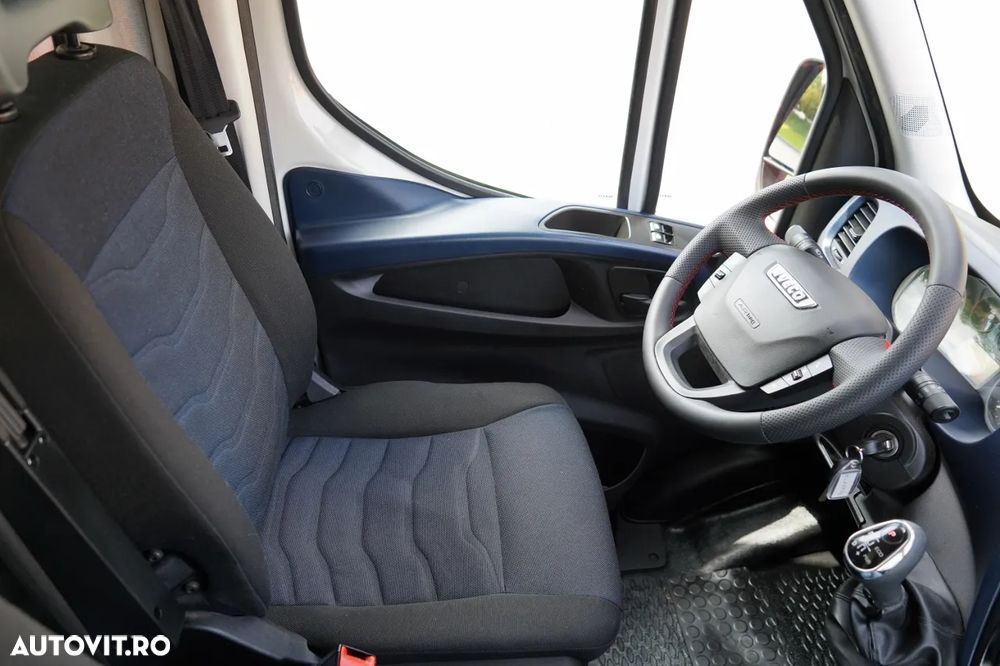 Iveco DAILY 35-140 / 4.3 M CONTAINER / HI-MATIC / TWIN - 24