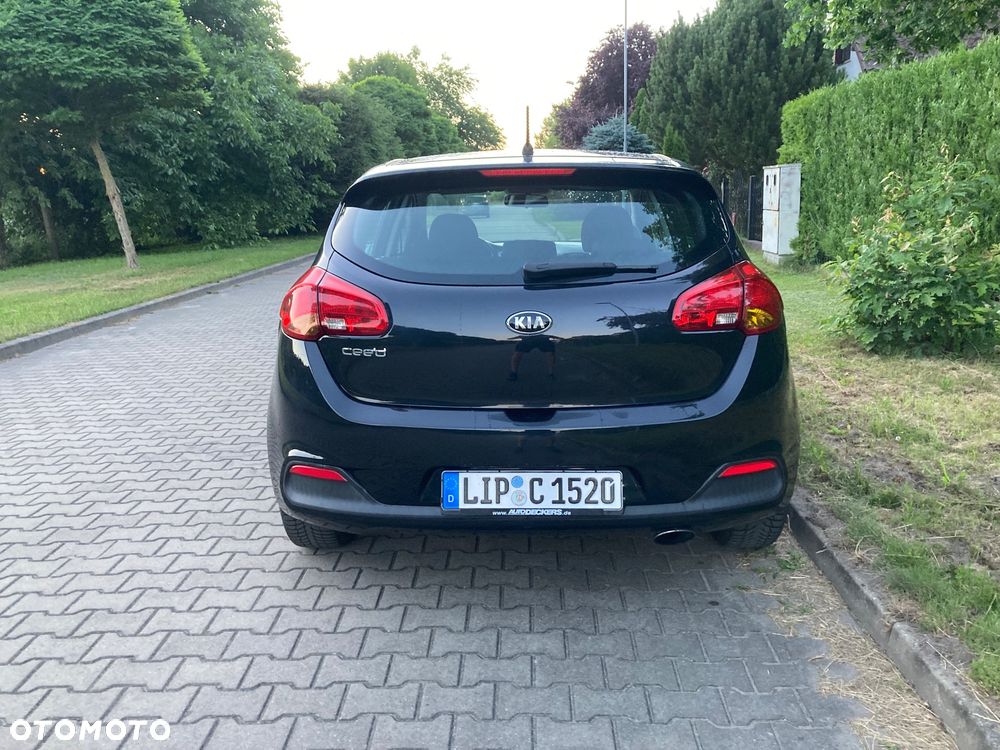 Kia Ceed - 6