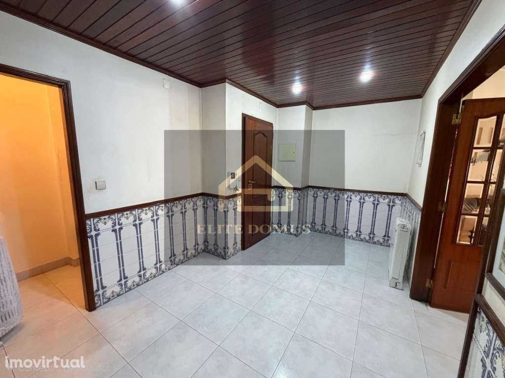 T3 com suite, arrecadação e elevador, Massamá! - Grande imagem: 5/21