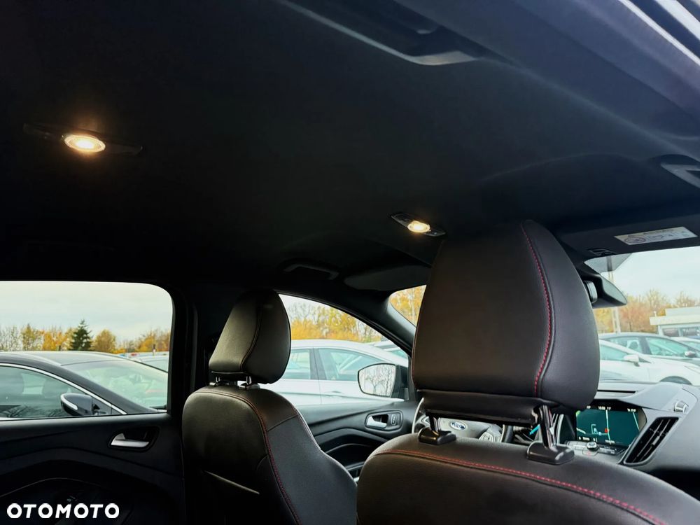 Ford Kuga 2.0 TDCi 4x4 ST-Line - 13