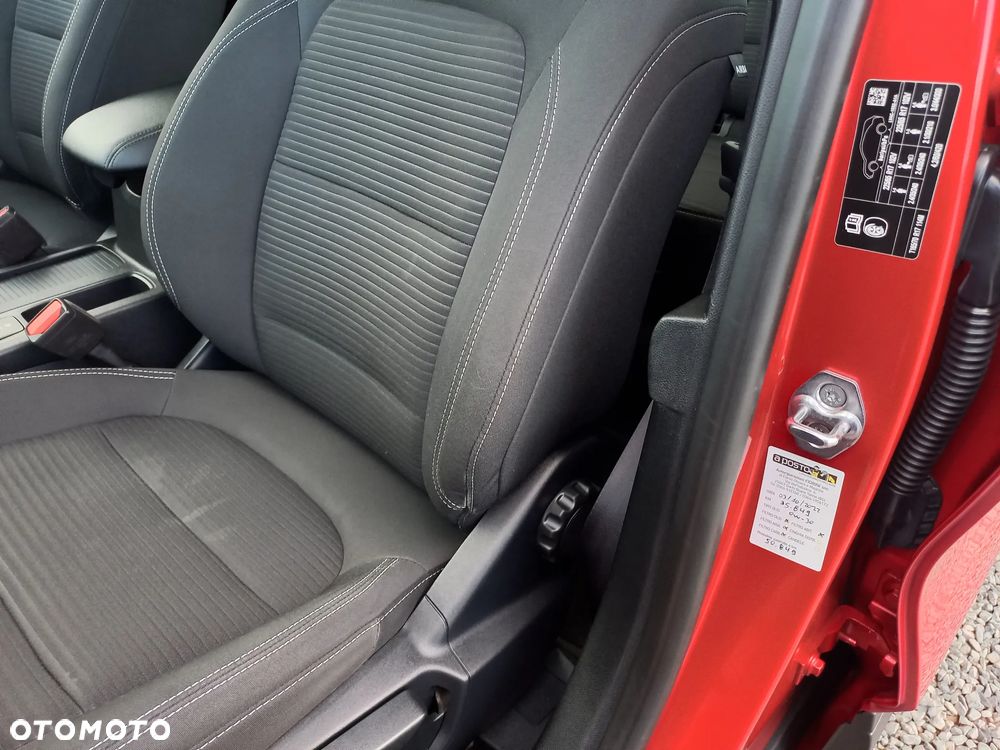 Ford Kuga 2.0 TDCi 4x2 Titanium - 29