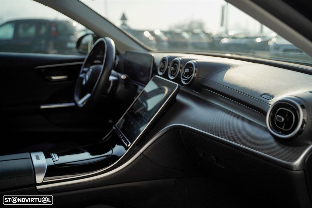 Mercedes-Benz C 300 - 32