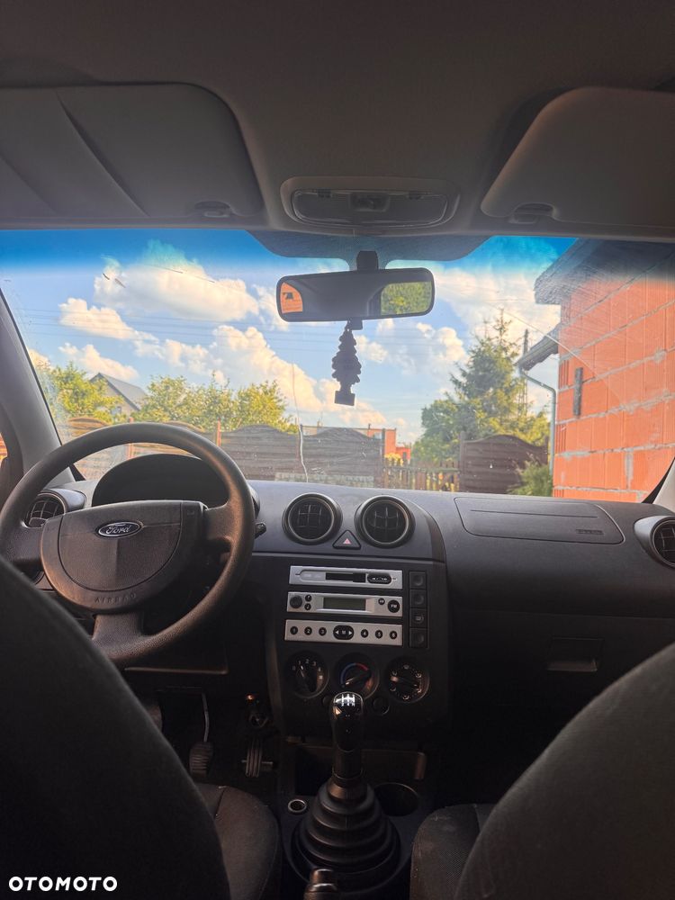 Ford Fiesta 1.4 Ambiente - 5