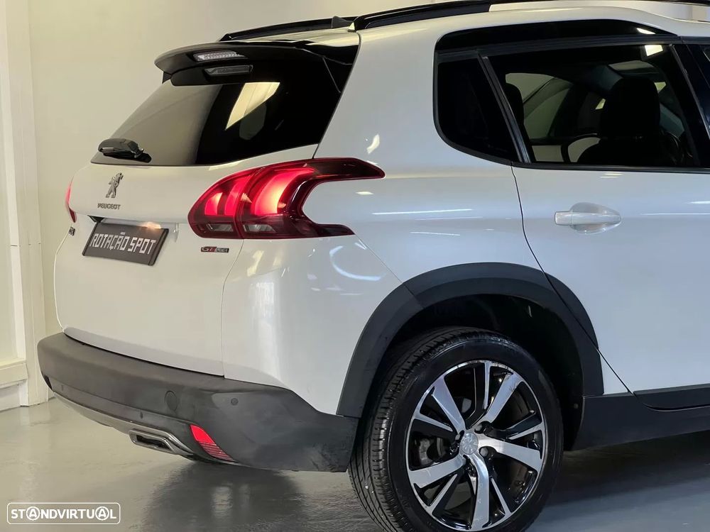 Peugeot 2008 1.2 PureTech GT Line - 16