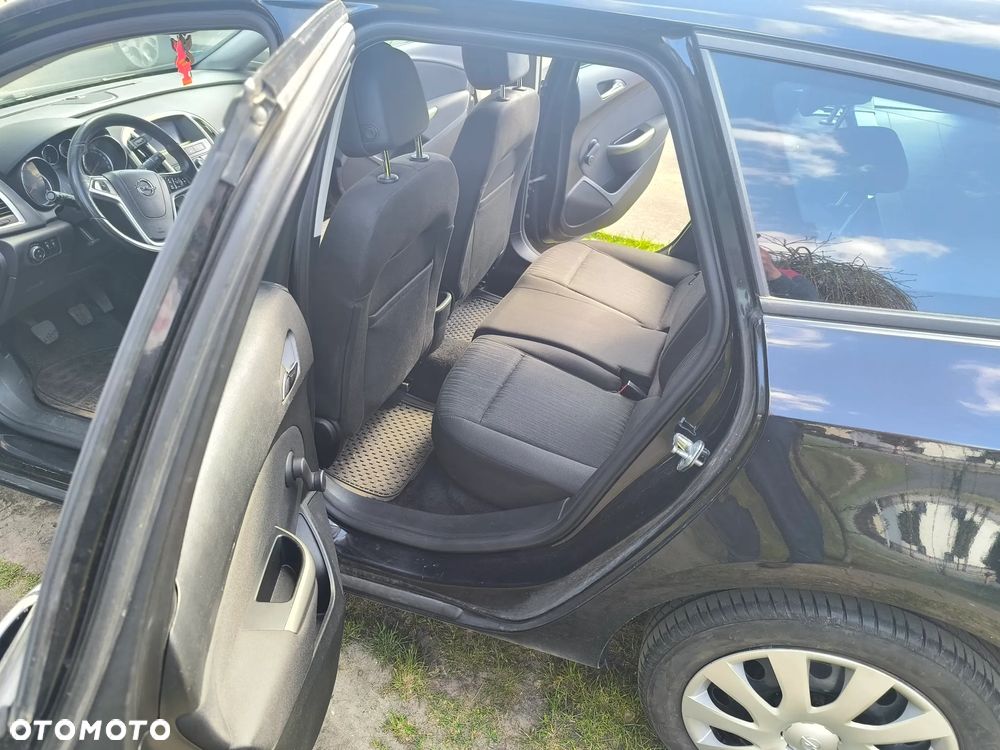 Opel Astra 1.7 CDTI DPF Cosmo - 15