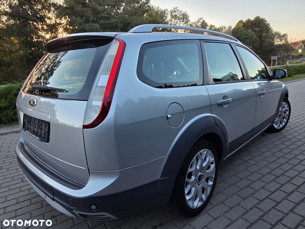 Ford Focus 1.6 16V Style - 7