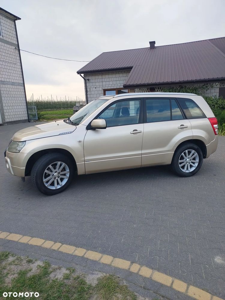 Suzuki Grand Vitara 2.0 - 2