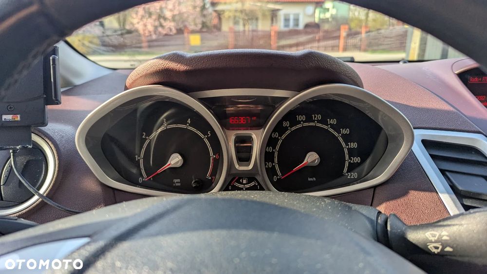 Ford Fiesta 1.4 Champions Edition - 20