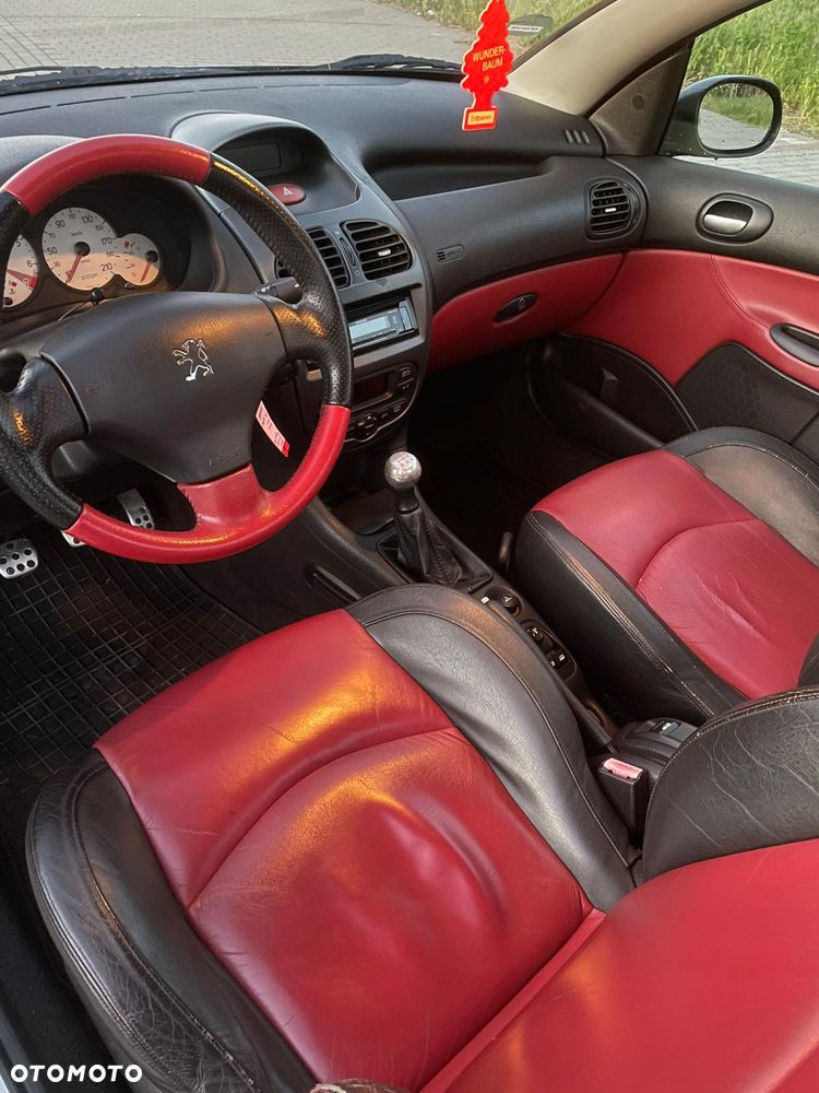 Peugeot 206 CC 1.6 - 12