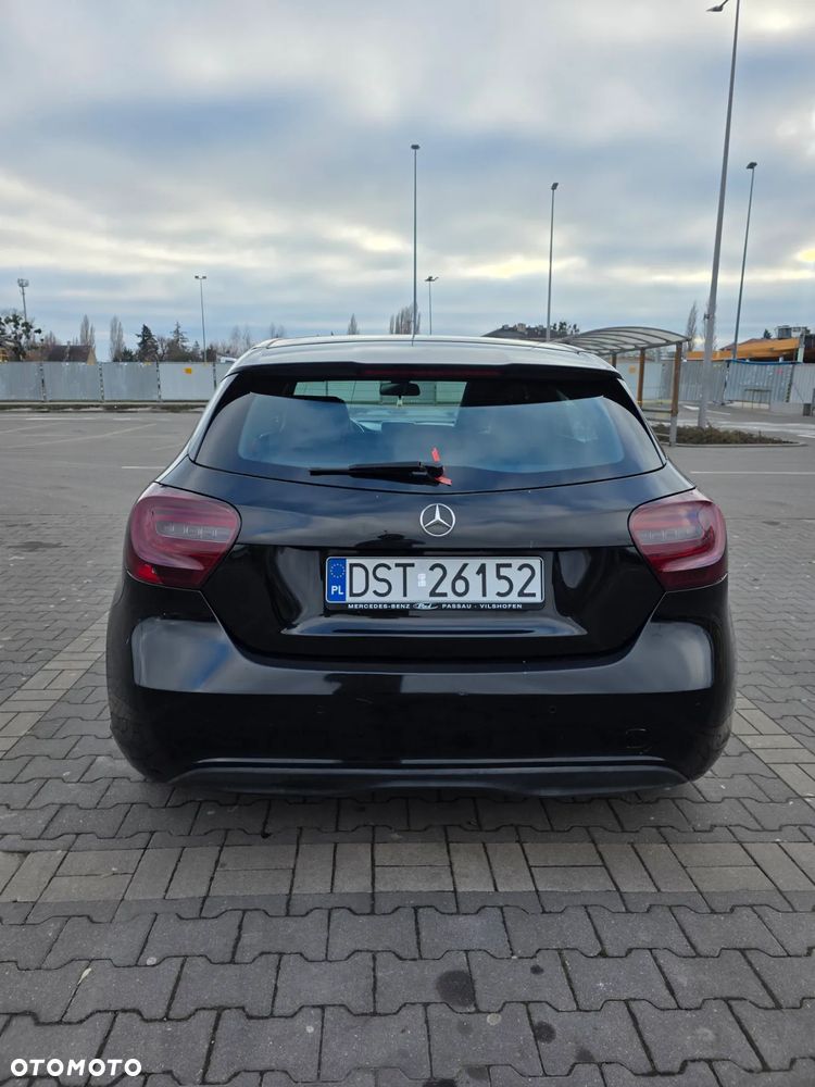 Mercedes-Benz Klasa A 200 d 7G-DCT - 2