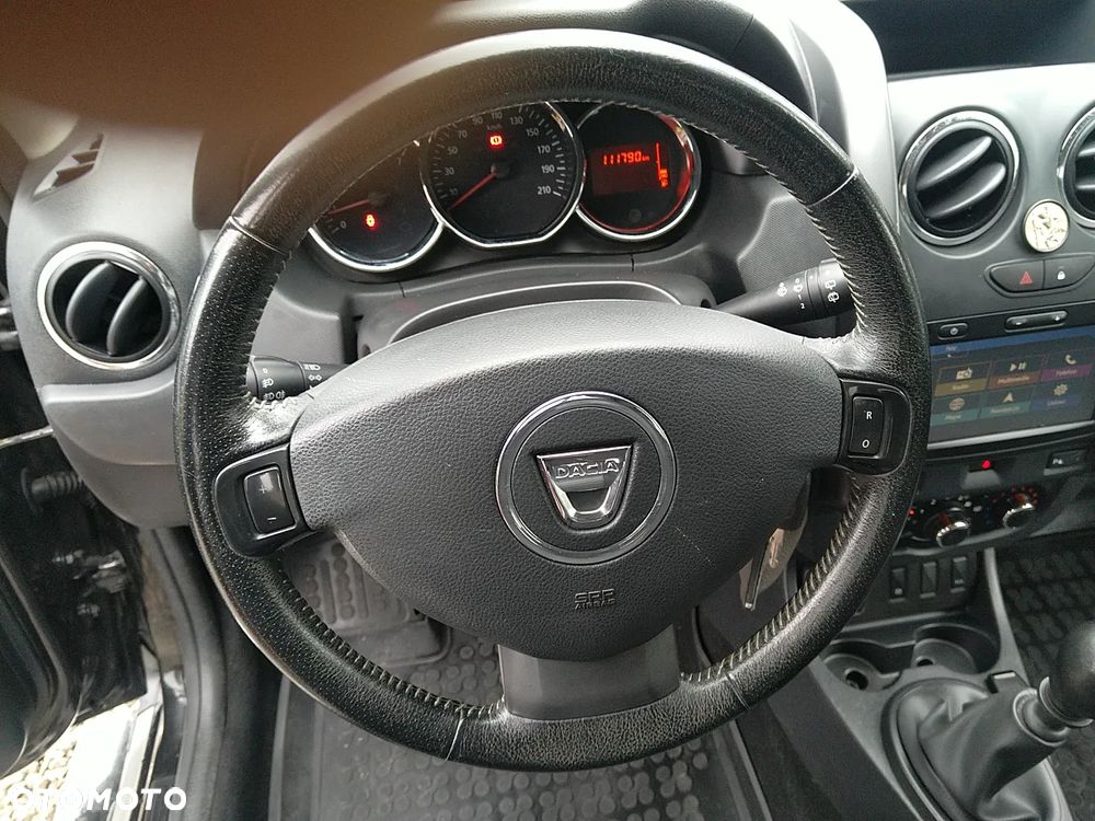 Dacia Duster 1.2 TCe Celebration - 27